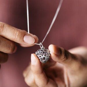 SAJE Aromatherapy Silver Filigree Heart Necklace